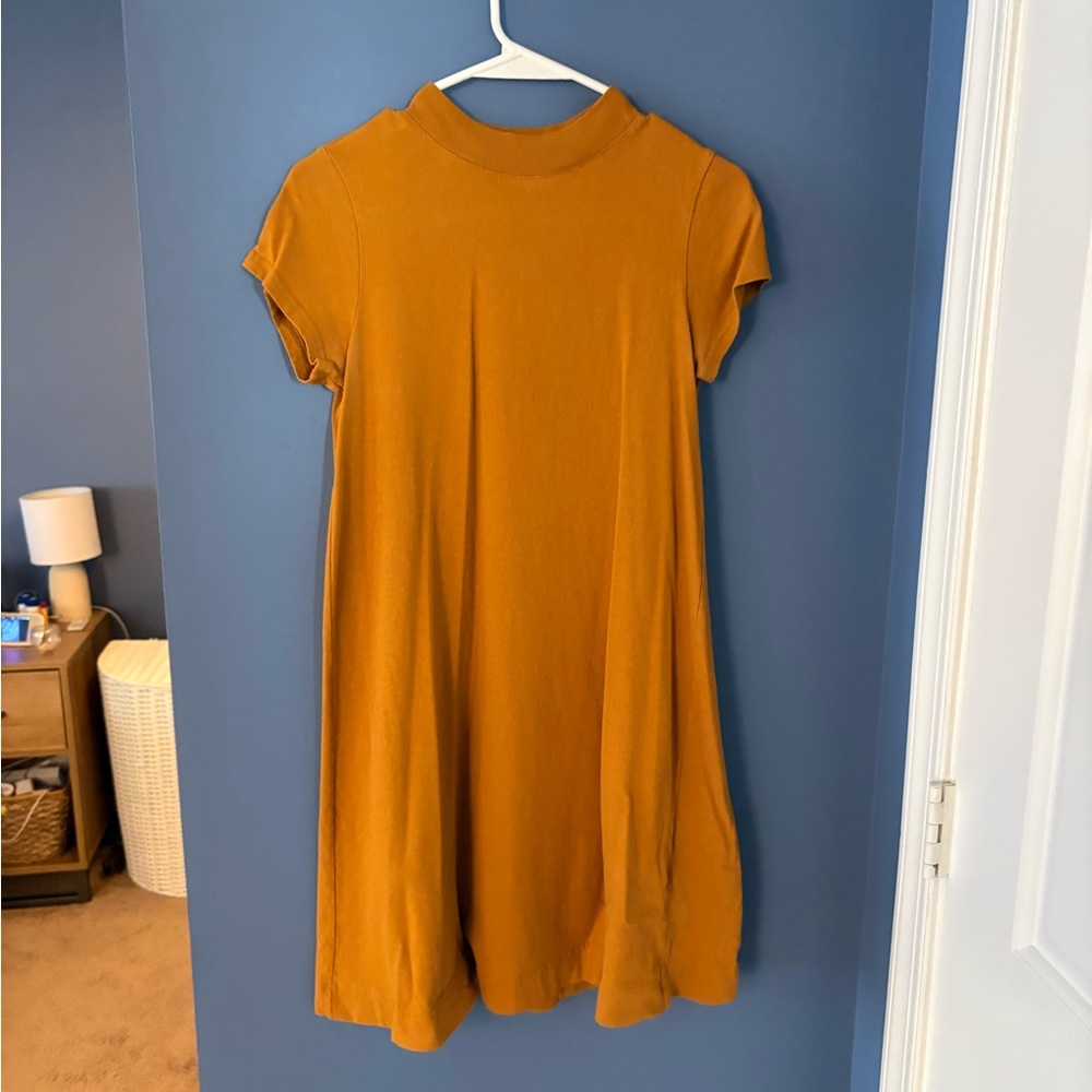 Everlane The Weekend Swing T-shirt Dress in Mustard Yellow